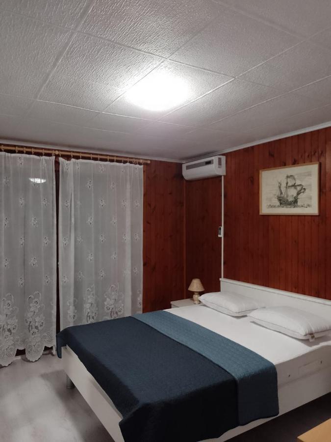 Apartments Petkovic Кучище Екстериор снимка