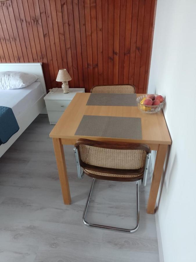 Apartments Petkovic Кучище Екстериор снимка